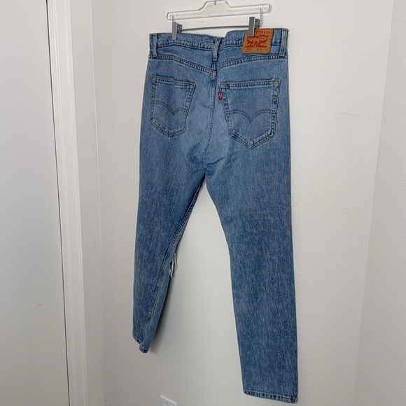 LEVIS Distressed Knee Light wash Jeans Sz 34 x 30 - Picture 4 of 7